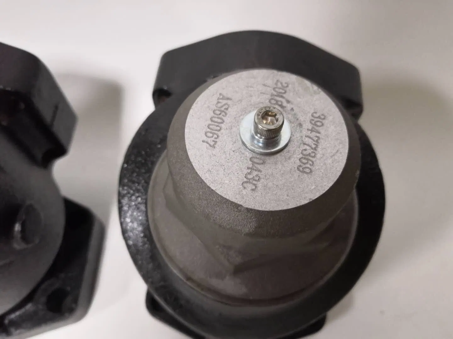 39477369 Pressure Valve Wholesale  Mobile machine Sales of Ingersoll Rand Air Compressor Accessories